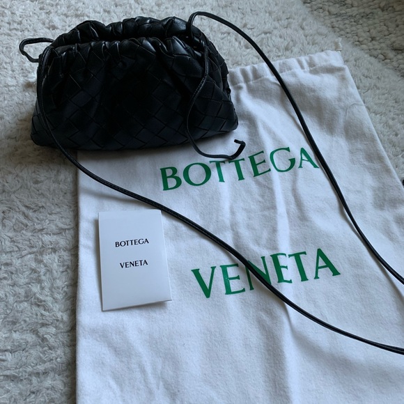 Bottega Veneta Mini Pouch - Picture 2 of 15